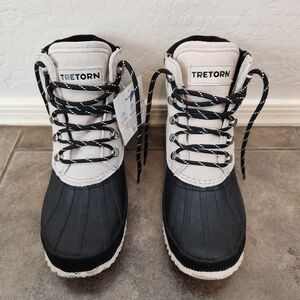 NWT Tretorn Black and White Boots
